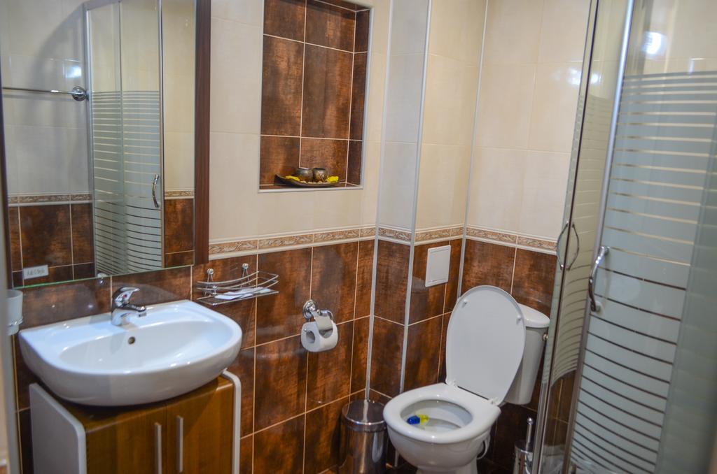 Guest House Ivel 사파레바바냐 외부 사진