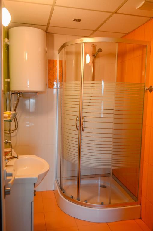 Guest House Ivel 사파레바바냐 외부 사진