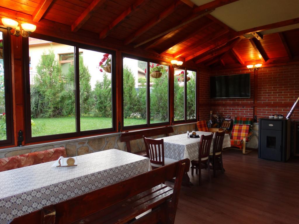 Guest House Ivel 사파레바바냐 외부 사진
