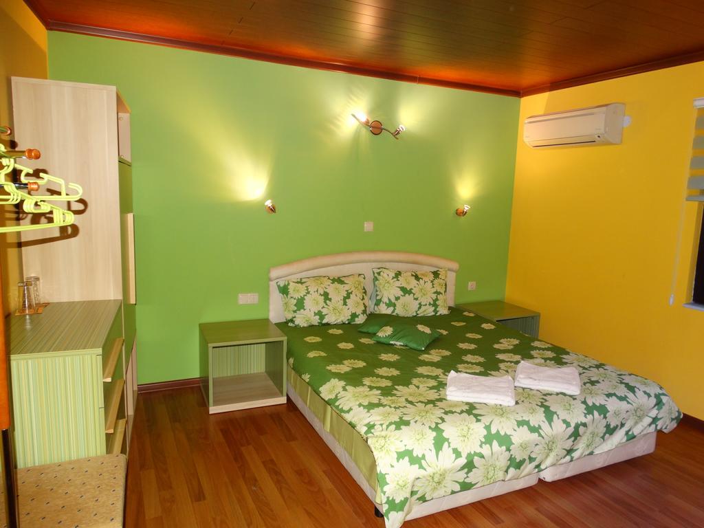 Guest House Ivel 사파레바바냐 외부 사진