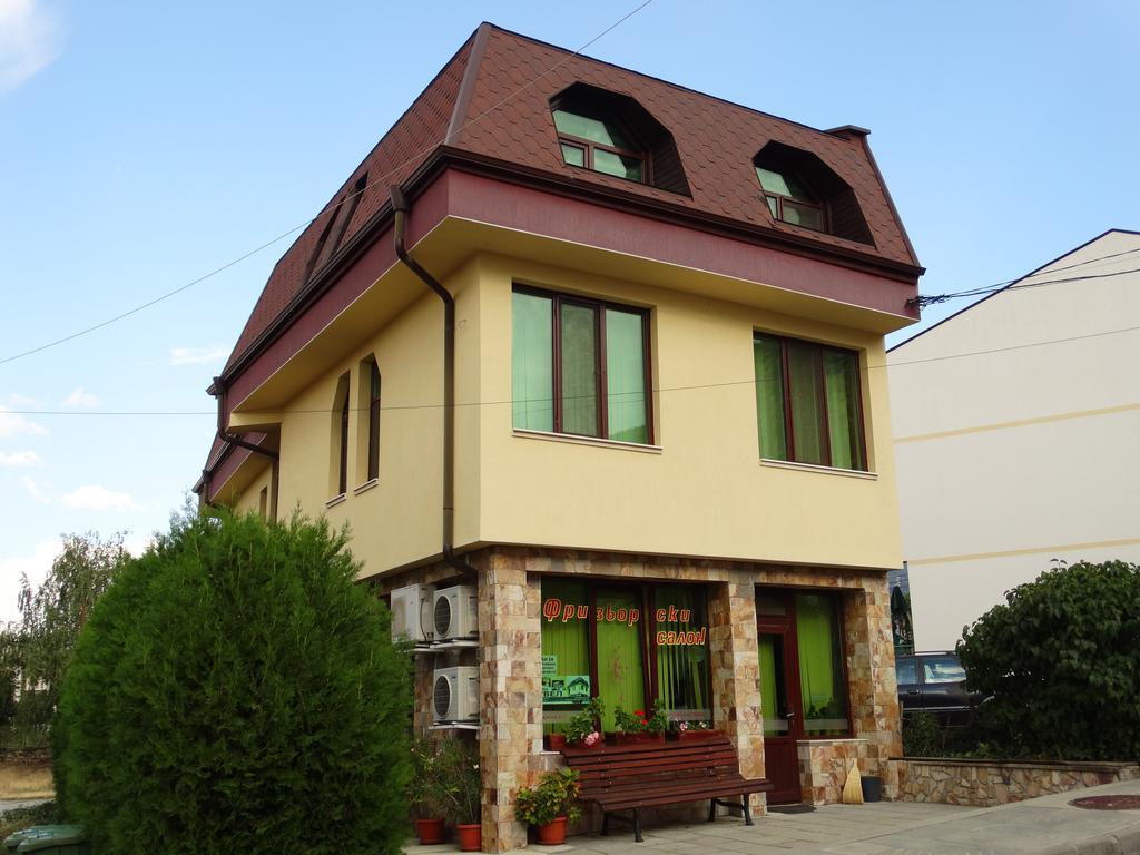 Guest House Ivel 사파레바바냐 외부 사진