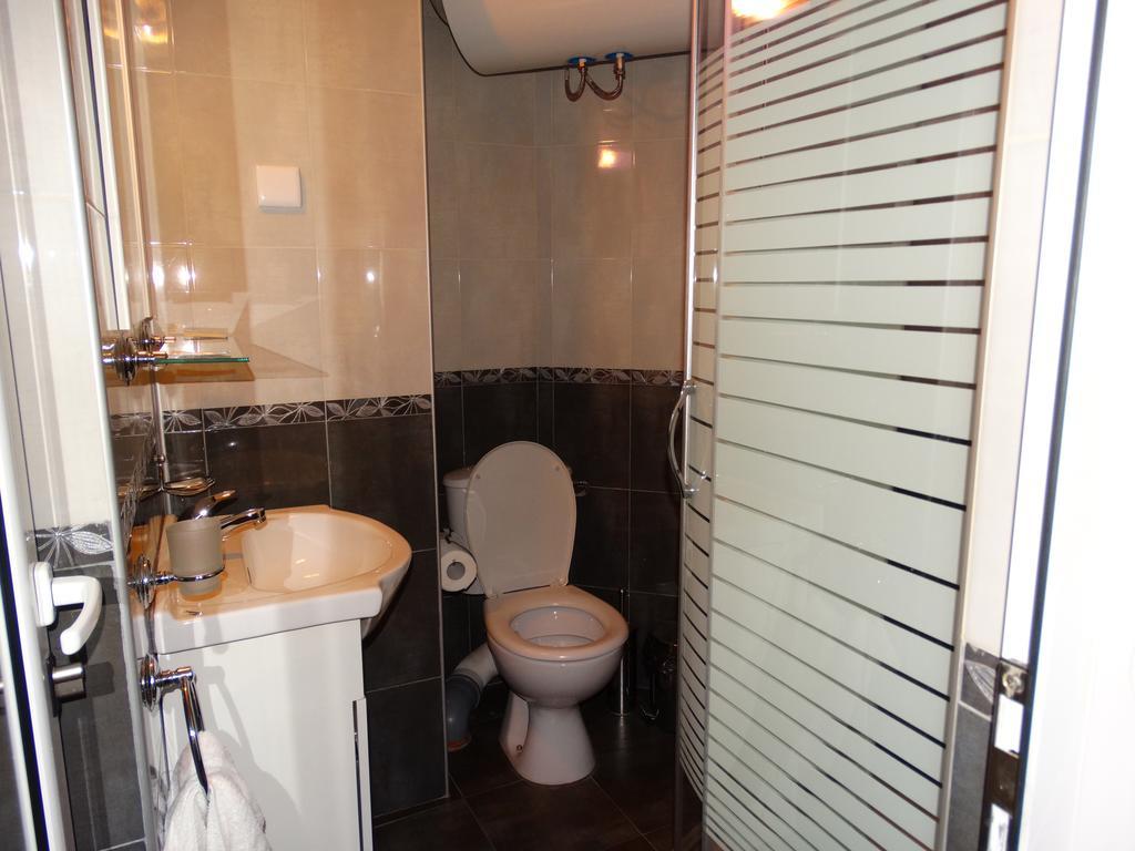 Guest House Ivel 사파레바바냐 외부 사진